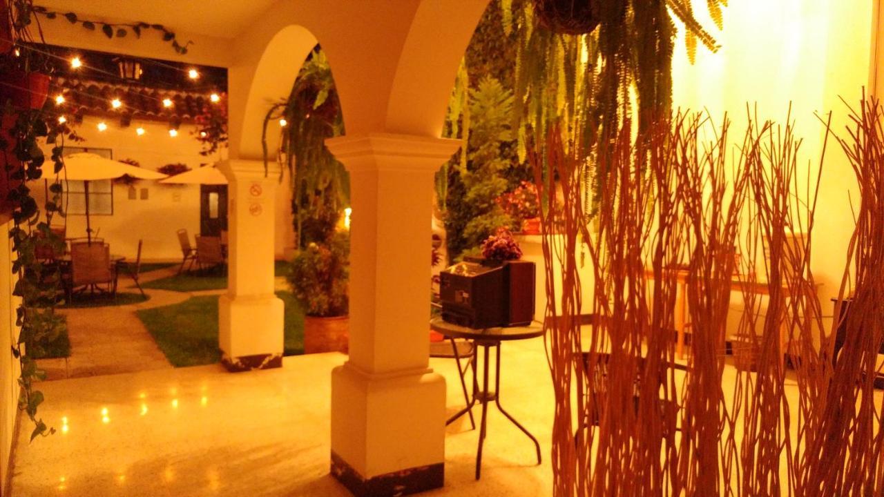Ixkanul Antigua Hotel Exterior foto